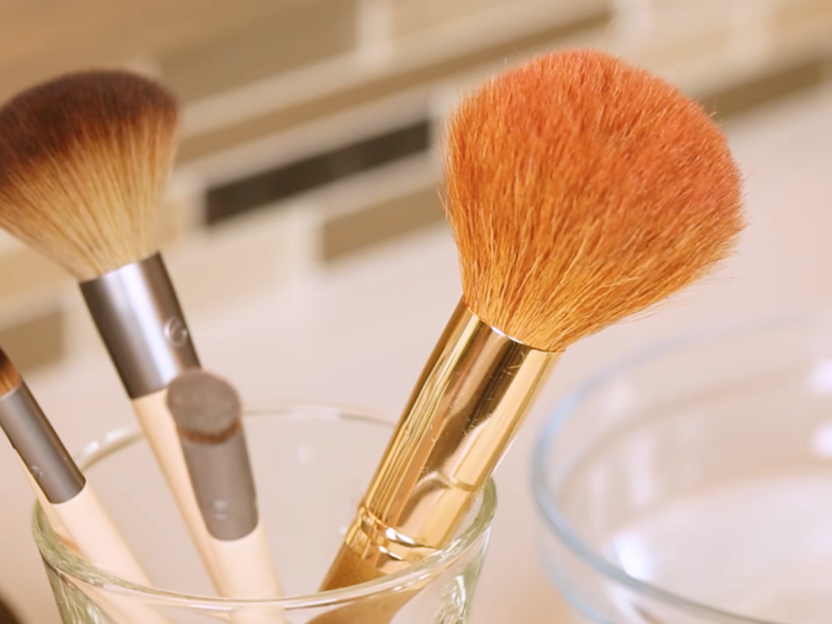 Cleaning Makeup Brushes With Dr